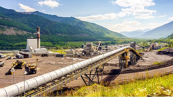 Leak detection on water supply pipelines